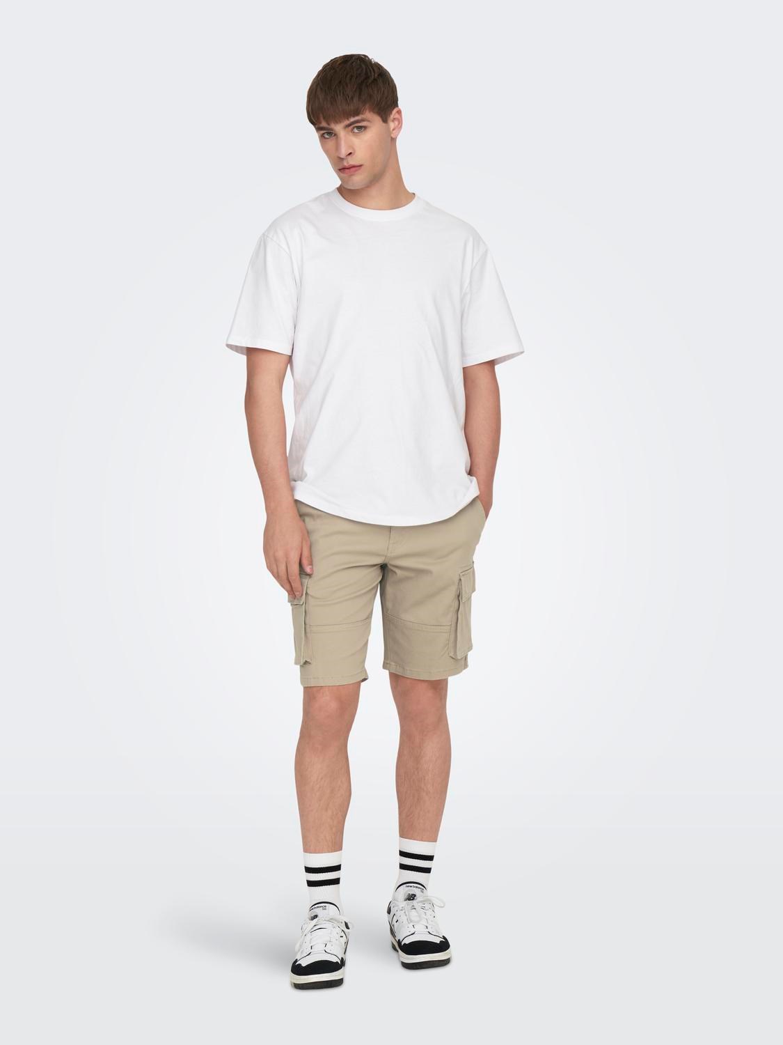 Se Only & Sons Cam Stage Cargo Shorts - Chinchilla Small hos monomen